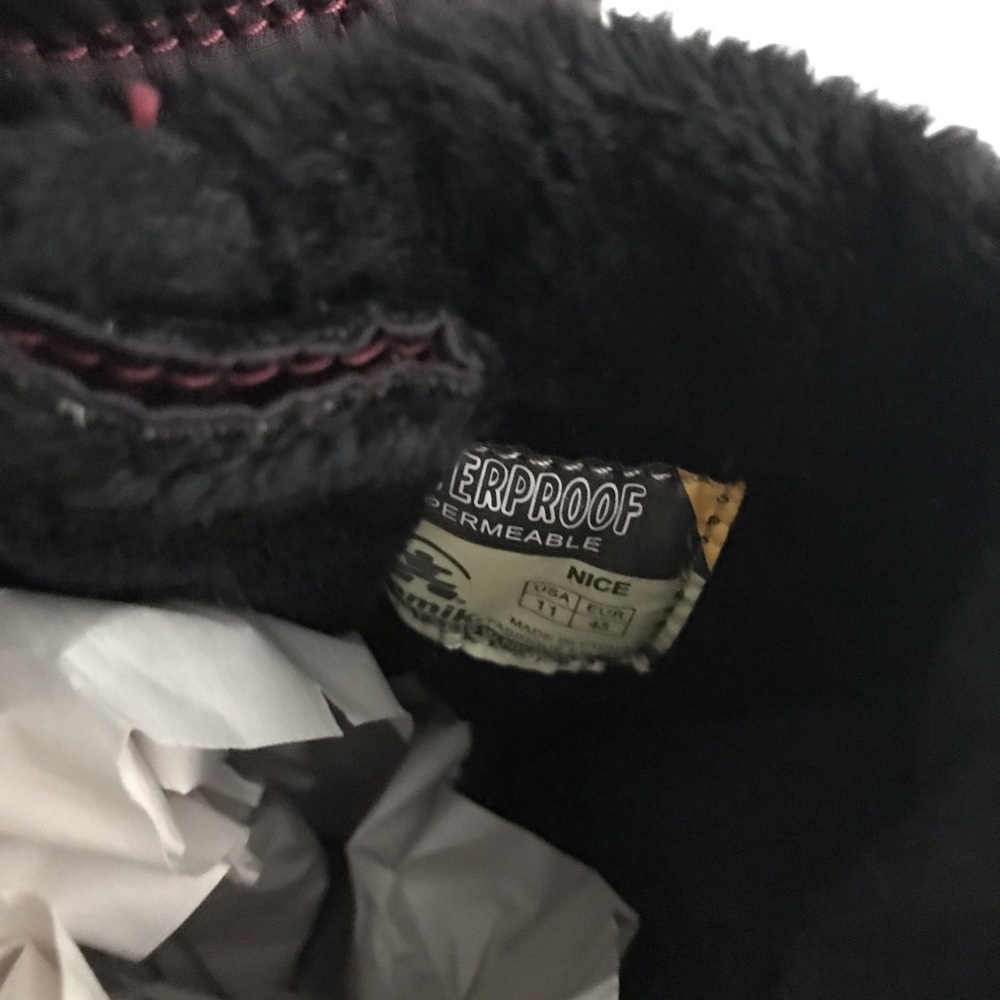 kamik waterproof  boots - Picture 9 of 11
